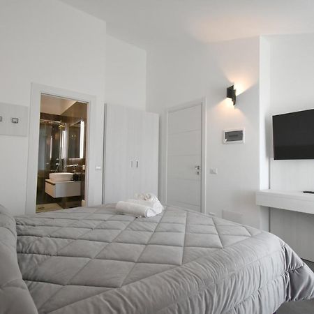 Cavour Rooms Olbia Exterior photo