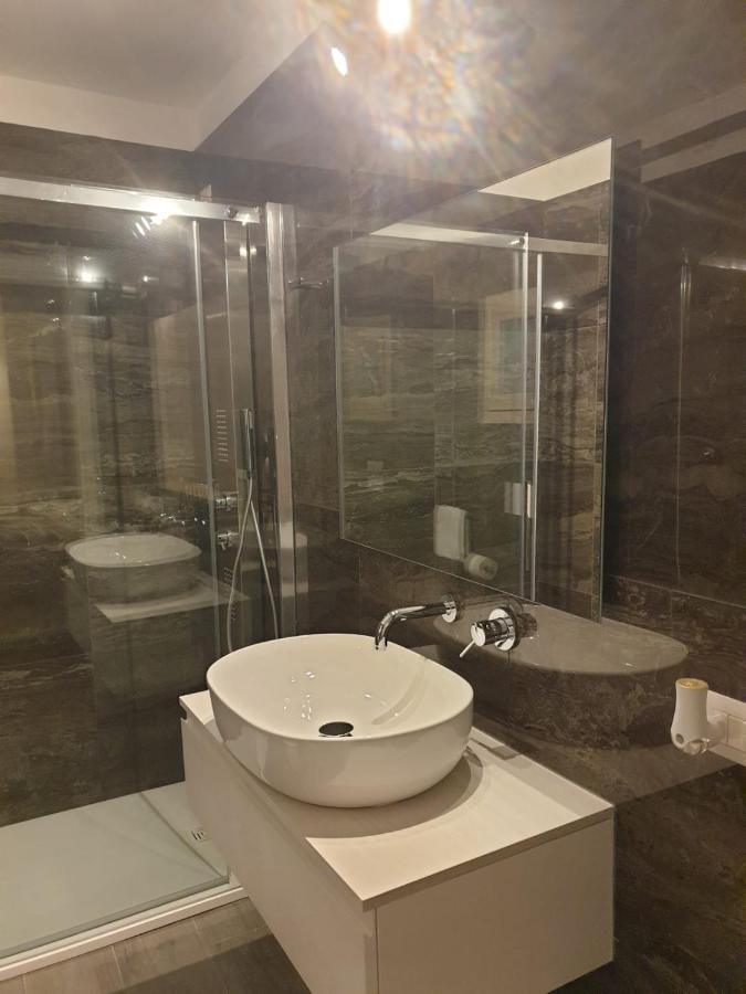 Cavour Rooms Olbia Exterior photo
